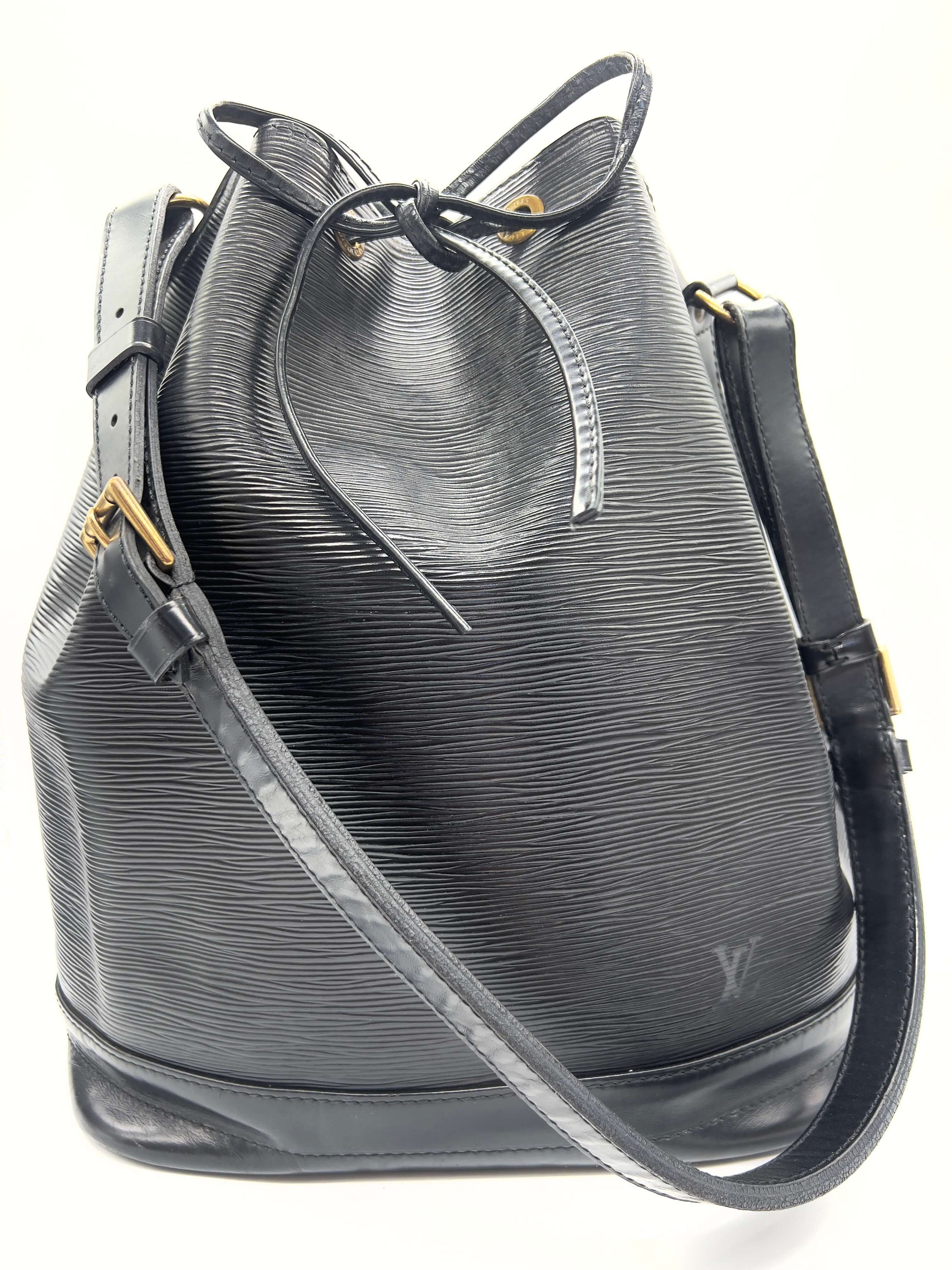 Louis Vuitton EPI Noe Bucket Bag